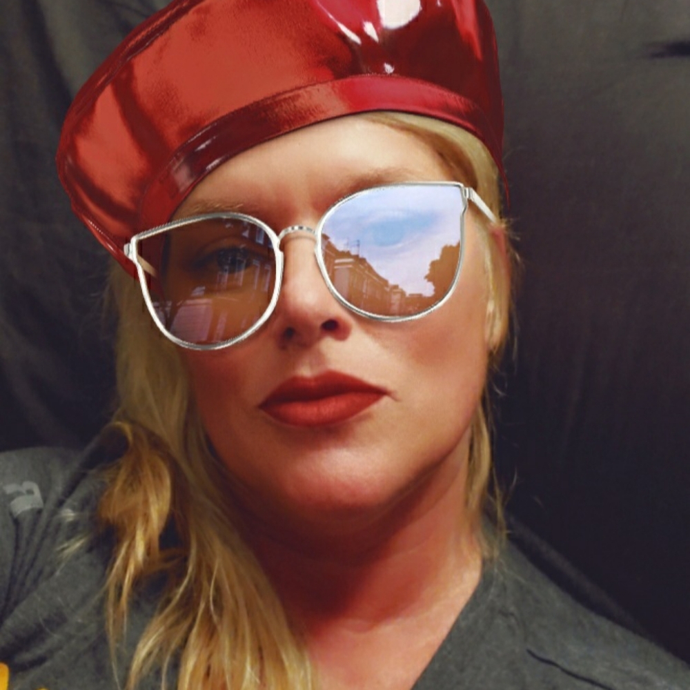Meet your Posher, Sheri